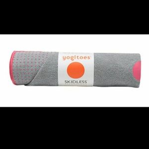 Manduka Yogitoes Skidless Mat Towel